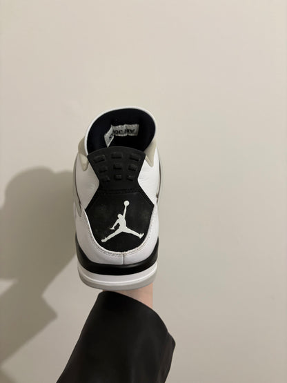 Jordan 4