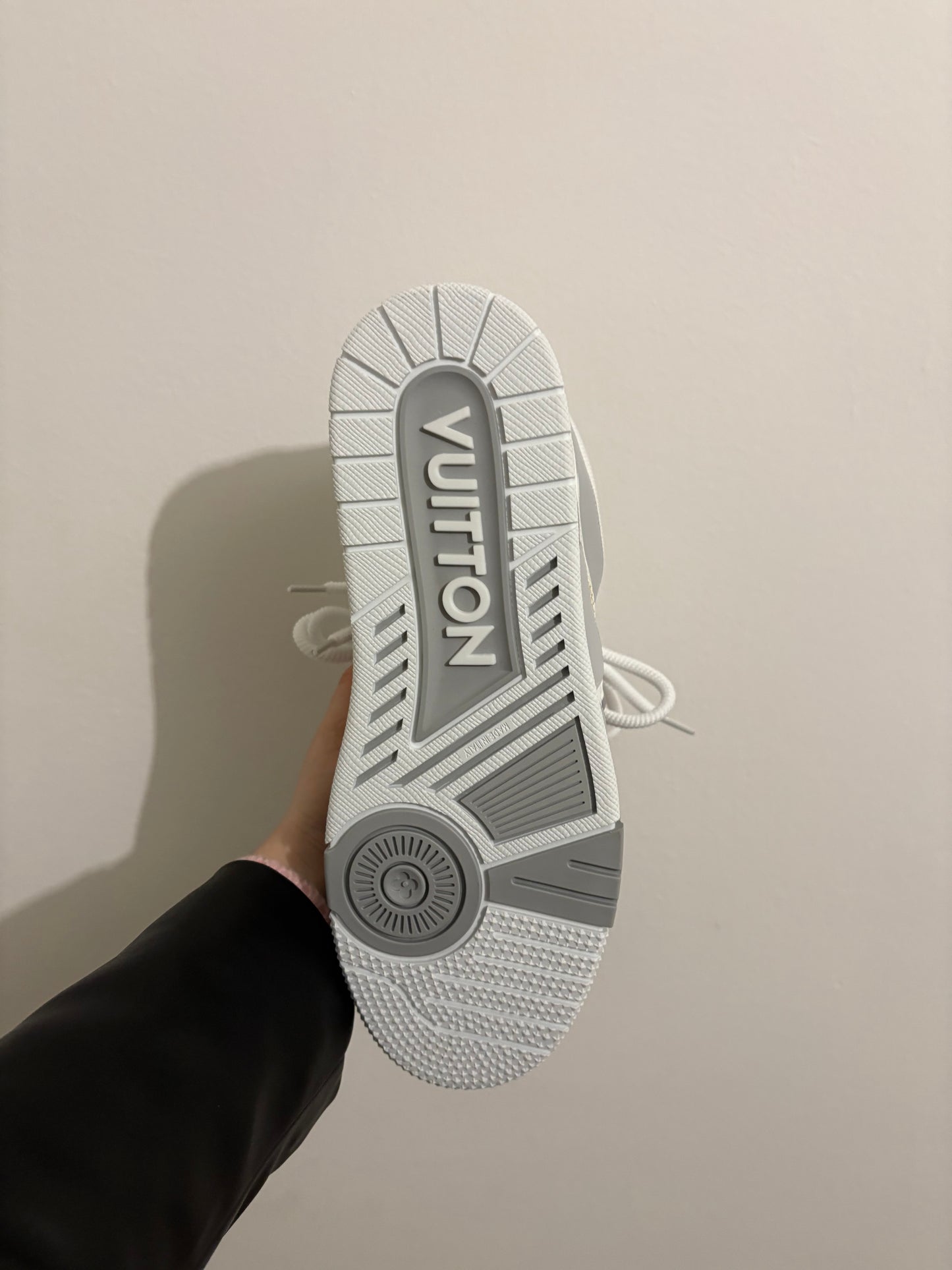 LV SKATE